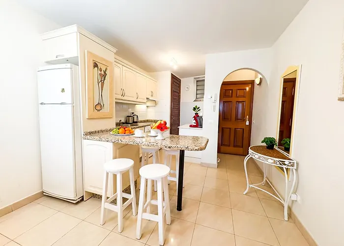 2 Bedroom With Garage In Playa Paraiso