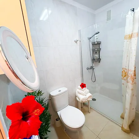 Lägenhet 2 Bedroom With Garage In Playa Paraiso